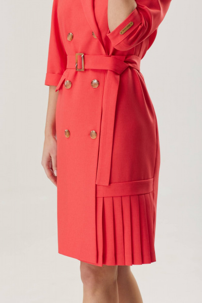 Демисезонное платье с складками и яркими элементами Твой имидж 1800 коралл - фото 6