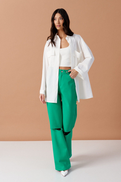 Зеленые джинсовые брюки с декоративными разрезами ANNETE A1195/2 - фото 1