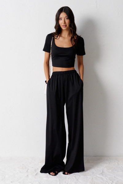 Демисезонный комплект из брюки и топ из текстильной эластичной ткани ANNETE A4204 - фото 1