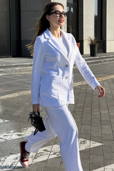 Деловой костюм из трикотажа с жакетом и брюками прямого силуэта GO F3065/01-01 - фото 9