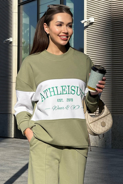 Спортивный костюм из трикотажа с oversize свитшотом и прямыми брюками GO F3062/26-02 - фото 7