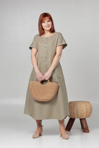 Летнее платье свободного кроя с кулисой на талии Соджи 613 оливковый - фото 3