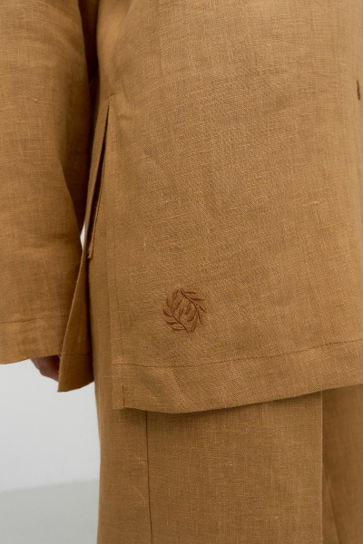 Летний костюм из льна с вышивкой и эластичным поясом Art Ribbon M1011 - фото 4