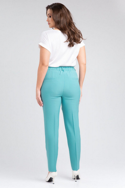 Костюм-двойка жакет полуприталенного и классические брюки IVARI 10403/1 бирюзовый - фото 5