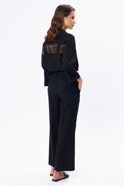 Льняной костюм из рубашки и брюк с разрезами KaVaRi 8023 черный - фото 13