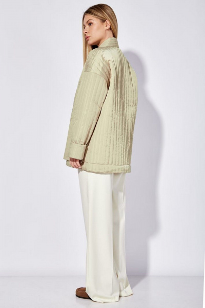 Куртка oversize из плащевки с вертикальной стежкой и карманами Nova Line 10489 бежевый - фото 6