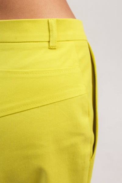 Летние свободные шорты с карманами и защипами из хлопковой ткани Madech 20161 лимонный - фото 6