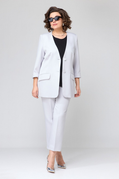 Классический костюм из текстиля с жакетом и зауженными брюками Орхидея 1398 серый - фото 1