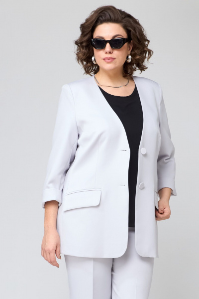 Классический костюм из текстиля с жакетом и зауженными брюками Орхидея 1398 серый - фото 4