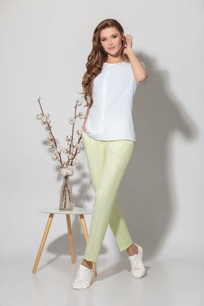 Костюм из жаккардовой ткани блуза и брюки летний Fortuna ШЖ 681 - фото 1