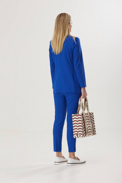 Демисезонный текстильный деловой жакет с застежкой на две петли Твой имидж 1661 синий - фото 3