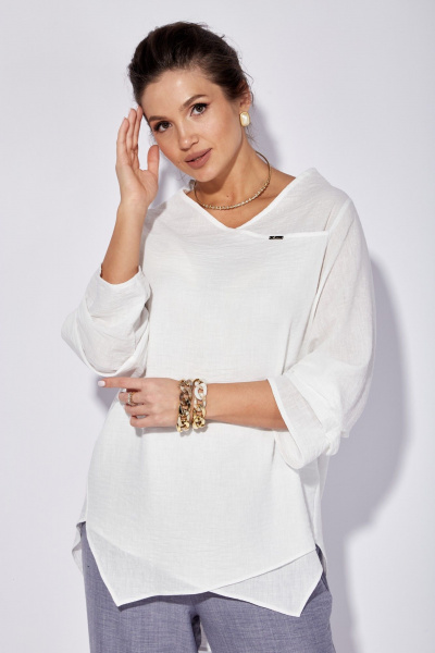 Комплект блузка и брюки прямого силуэта с запахом лето Anastasia 1101 белый/голубой - фото 10