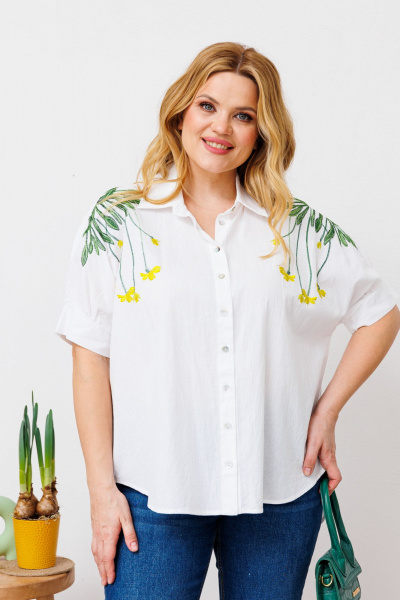 Белая хлопковая блузка с коротким рукавом и яркой вышивкой BRELA 2339 медуза_белый - фото 1