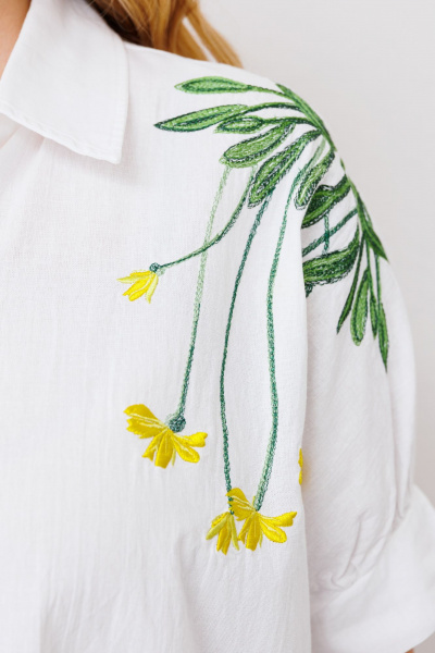 Белая хлопковая блузка с коротким рукавом и яркой вышивкой BRELA 2339 медуза_белый - фото 5