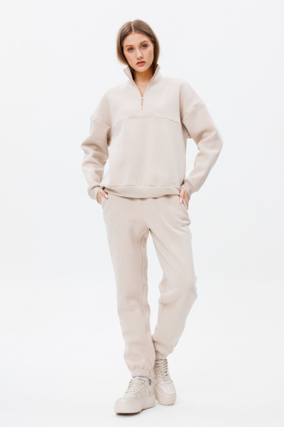 Брюки и толстовка в стиле спорт-шик из трикотажа FAMA F02-0104 молочный_экрю - фото 1