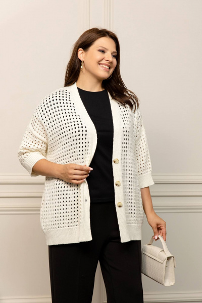 Кардиган белый из пряжи с жаккардовым узором и цветами Romgil РВ0044-ХЛ4 молочный - фото 6