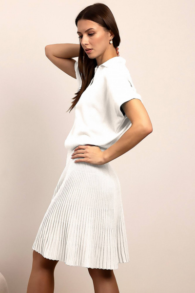 Джемпер с юбкой из хлопка и трикотажа в демисезоне Romgil РВ0050-ХЛ4 белый - фото 5