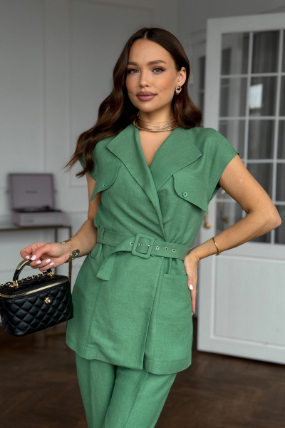 Деловой костюм из льна: жилет и зауженные брюки Dilana VIP 2026 зелень - фото 5