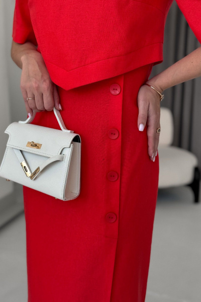 Платье с asymmetric силуэтом, рельефами и поясом Dilana VIP 2031 красный - фото 5