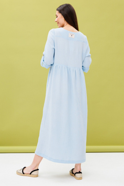 Голубое платье свободного силуэта с разрезами и нагрудными вытачками Ларс Стиль 893 - фото 3