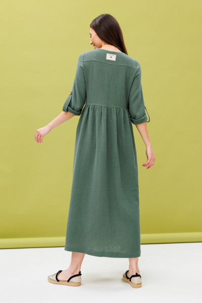 Зеленое платье свободного силуэта с отрезной линией талии Ларс Стиль 892 - фото 4