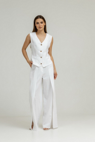 Белый жилет из льна с глубоким вырезом и рельефами Atelero 1103Б белый - фото 1