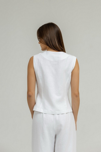 Белый жилет из льна с глубоким вырезом и рельефами Atelero 1103Б белый - фото 5