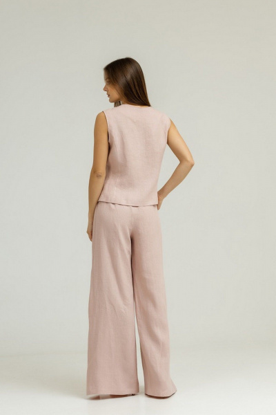 Жилет из льна с глубоким вырезом и пуговицами Atelero 1103П пудровый - фото 5