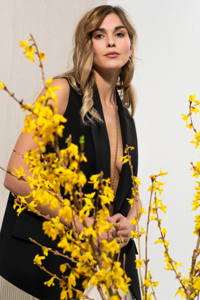 Черный жилет прямого силуэта с карманами и двубортной застежкой SILVERSPICE S-2421 - фото 6