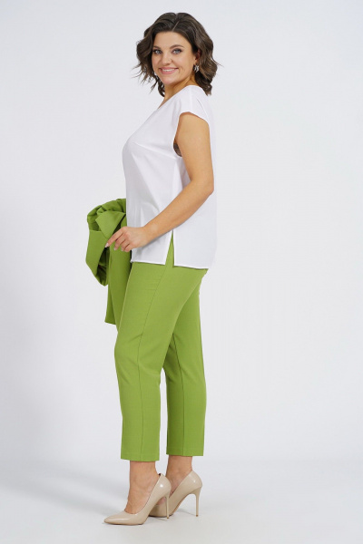 Деловой демисезонный комплект из жакета, блузки и брюк из трикотажа Пинск-Стиль 137 фисташка - фото 7