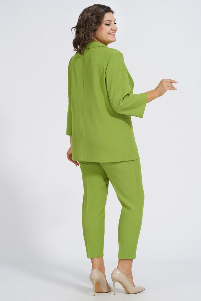 Деловой демисезонный комплект из жакета, блузки и брюк из трикотажа Пинск-Стиль 137 фисташка - фото 4