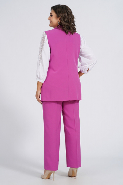 Деловой демисезонный комплект из жилета, блузки и брюк Пинск-Стиль 124 фуксия - фото 9