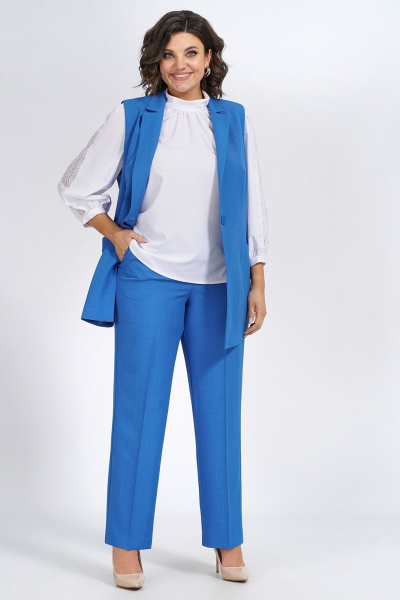 Деловой комплект из жилета, блузки и брюк из текстиля Пинск-Стиль 124 василек - фото 9