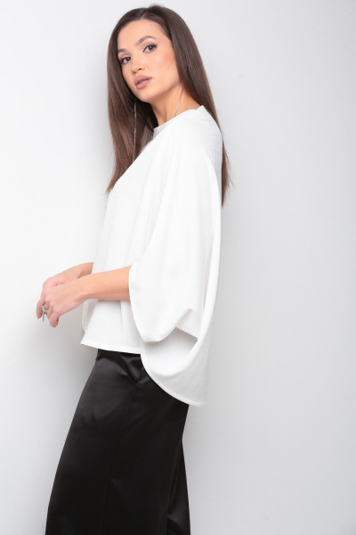 Блуза oversize с вырезом лодочка и рукавом ¾ AXXA 138 В - фото 2