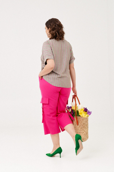 Блуза и брюки из текстиля с гипюром и защипами летний комплект Almirastyle 349 серый,фуксия - фото 8