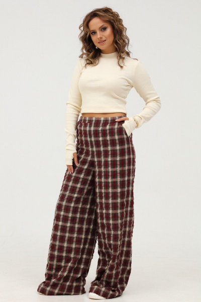 Демисезонные широкие брюки в клетку из текстиля Angelina & Сompany 983 - фото 2