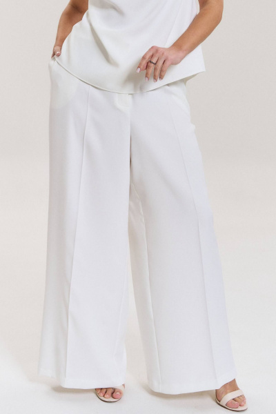 Брюки палаццо из костюмной ткани с боковыми карманами SOVA 11230 молочный - фото 3