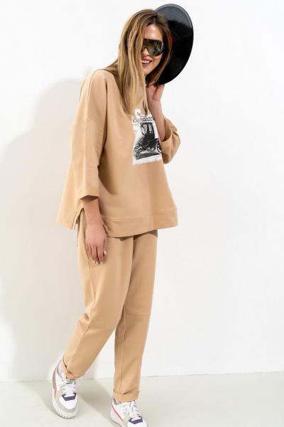 Бежевый костюм с свитшотом и брюками из трикотажа Luna 156 горчица - фото 5