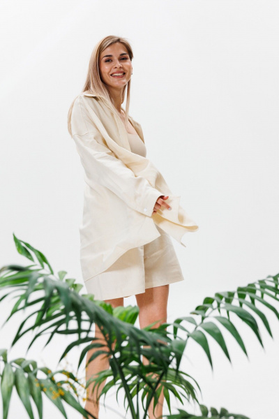 Летний комплект из льна: рубашка и шорты для жаркой погоды FAMA F08-03L молочный экрю - фото 11