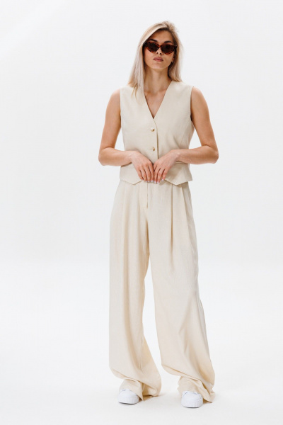 Льняной жилет из натурального материала для стильных образов FAMA F10-03L молочный экрю - фото 4