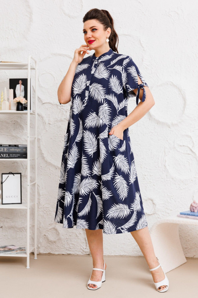 Платье на каждый день с фигурами и карманами, за колено Romanovich Style 1-2526 сине-белый - фото 1