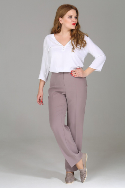 Классические женские брюки с притачным поясом из текстиля DNM 005 кофе - фото 1