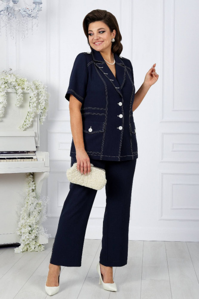 Брючный костюм из лен-вишер с контрастной отделкой Ninele 5959 синий - фото 12