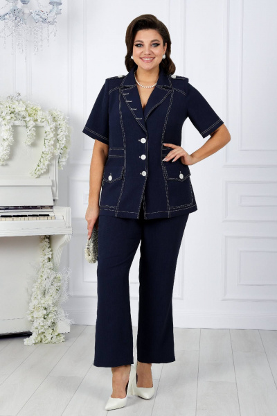 Брючный костюм из лен-вишер с контрастной отделкой Ninele 5959 синий - фото 10