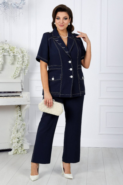 Брючный костюм из лен-вишер с контрастной отделкой Ninele 5959 синий - фото 9