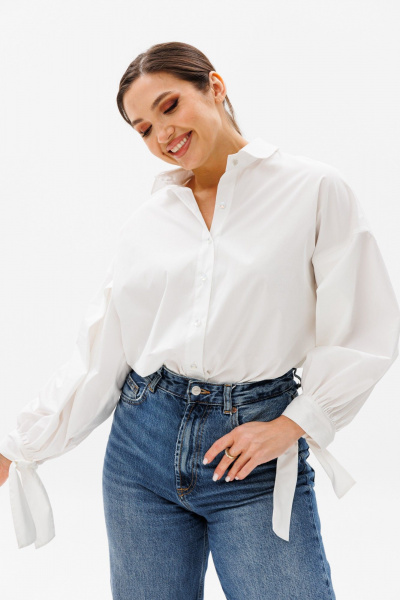 Блуза оверсайз с кокеткой и складками, с длинным рукавом Anastasia 1114 молочный - фото 15