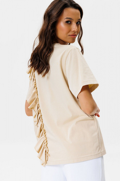 Бежевая футболка с воланом из хлопка для летних образов GO F1003/03-02. 164-170 - фото 3