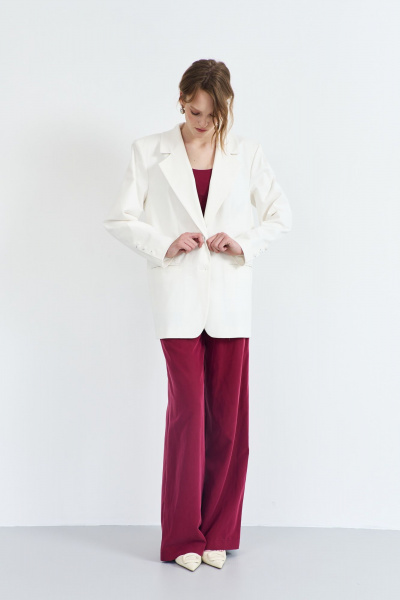 Летний белый жакет из костюмной ткани с отрезным бочком AG Green G509/4 - фото 5