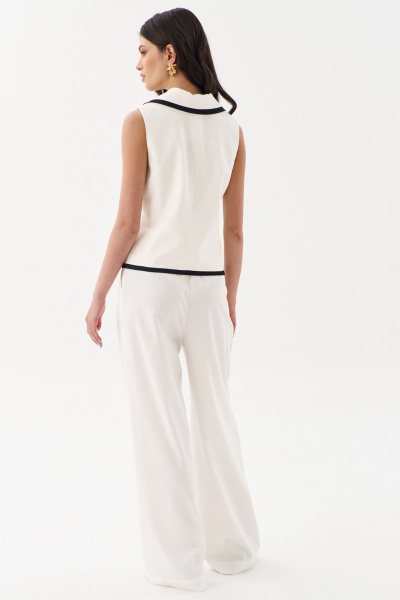 Летний белый костюм жилет и укороченные брюки из текстиля RINKA 1256 молочный - фото 2