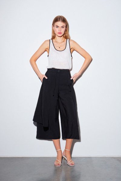 Летняя прямая блузка из тонкого трикотажа с разрезами DAVYDOV 9337 - фото 1